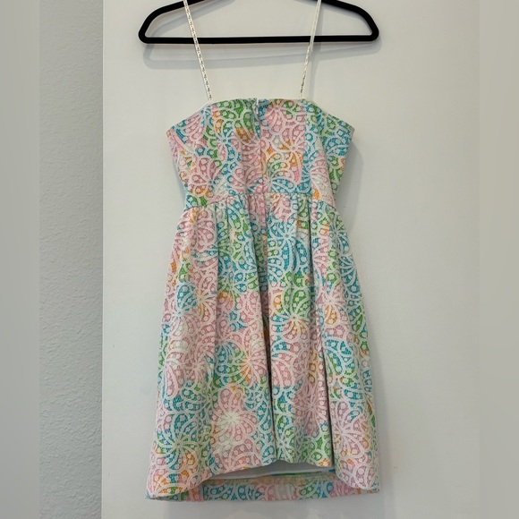 Lilly Pulitzer Strapless embroidered floral mini dress sz 0 - Picture 2 of 5